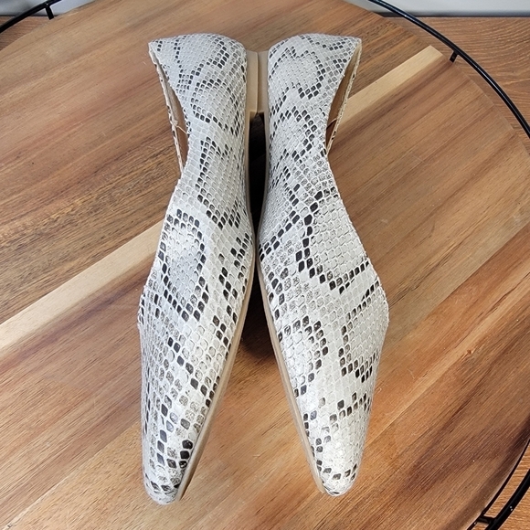 Jellypop Donnica Snakeskin Print Pointed Toe Ballet Flats Size 9 - Picture 11 of 17